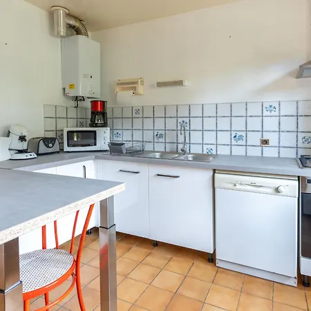 Villa Maison Spacieuse Et Calme A - Ideale Famille Ou Amis, Proche Et Activites - Fr-1-319-66 *